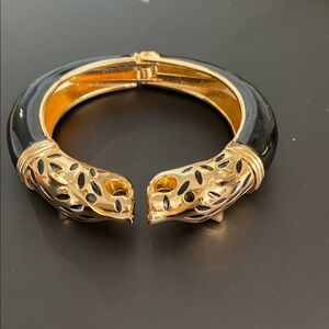 Elegant Black and Gold animal design Bracelet